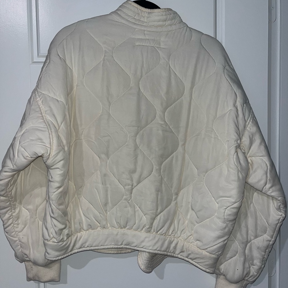 Offwhite Quilted Jacket - Picture 3 of 4